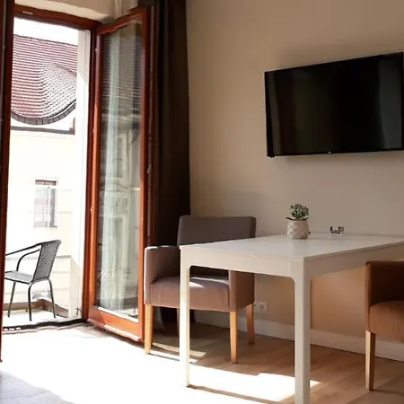 L&l Old Town Apartment *
