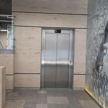 L&l Old Town Apartament