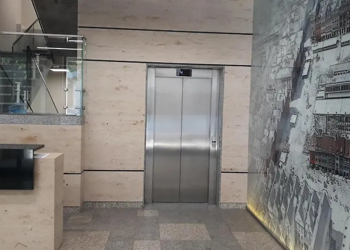 L&l Old Town Апартаменты